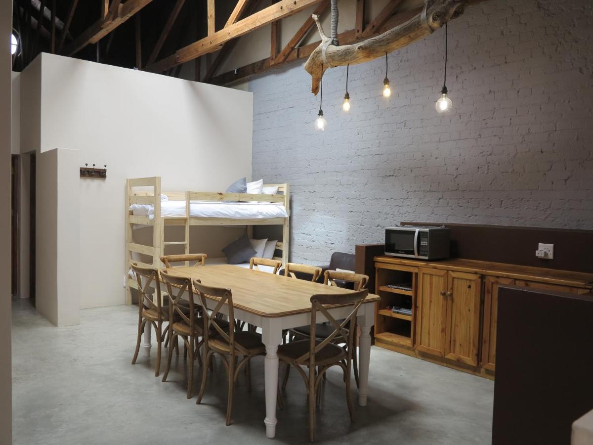 Eazy Sleep Accommodation سواكوبموند المظهر الخارجي الصورة